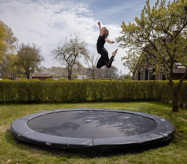 BERG SPORTS Favorit InGround 430 SORT