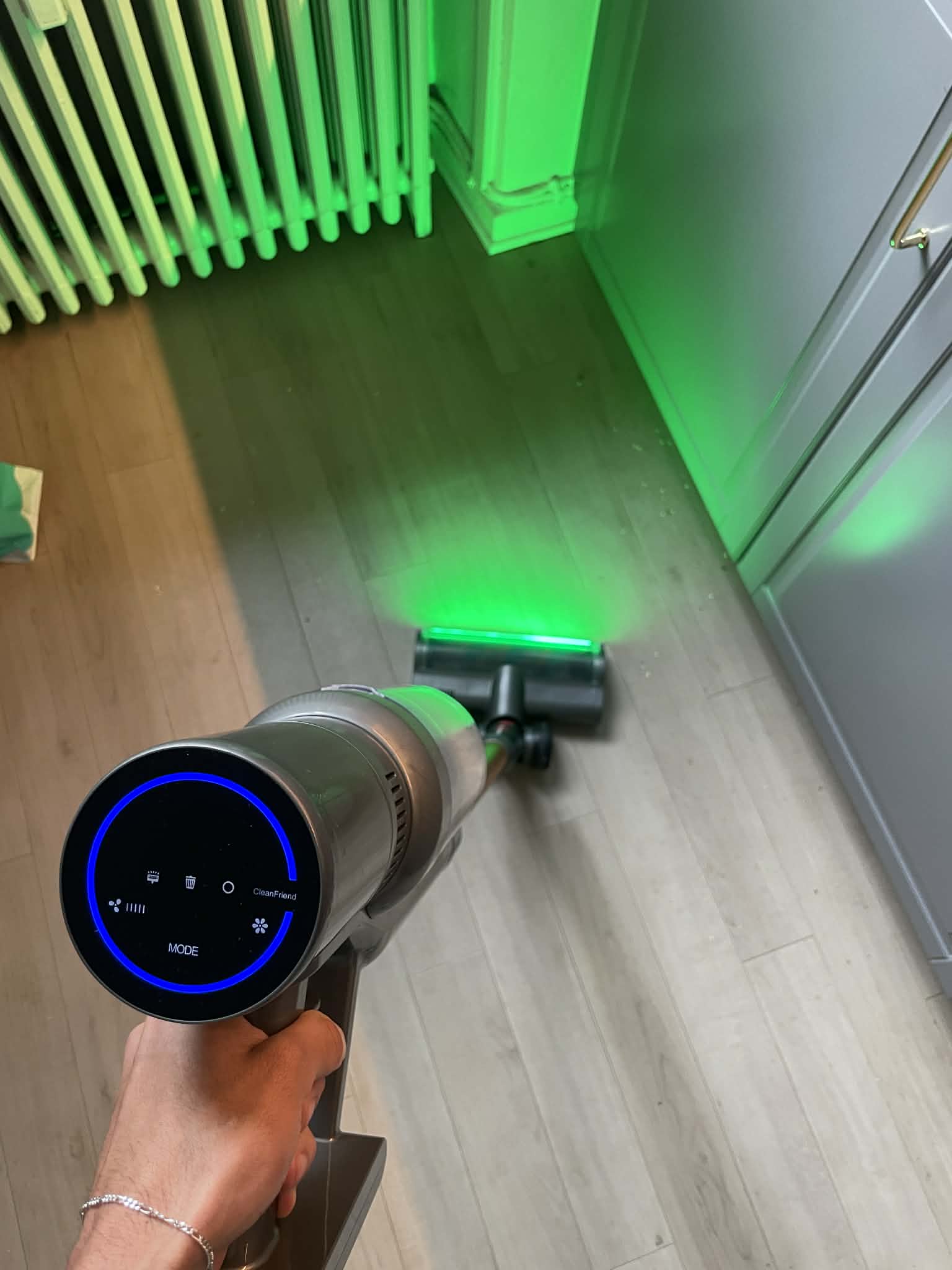 Cleanfriend Ledningsfri Stoevsuger Privatfoto